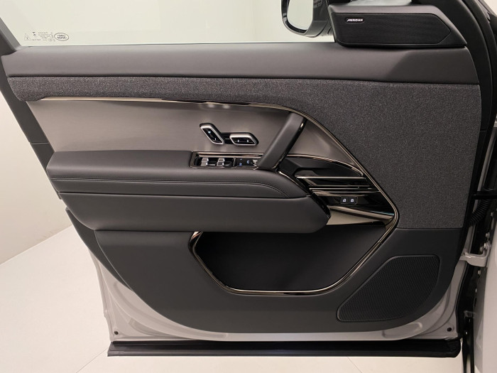 Land Rover Range Rover Sport D250 DYNAMIC SE AWD AUT 3.0 d Dynamic SE