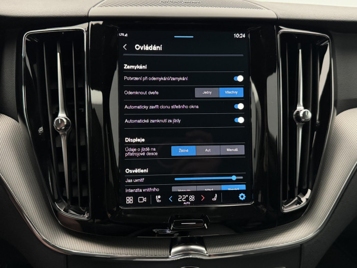 Volvo XC60 B5 AWD BLACK EDITION AUT 2.0 Edition