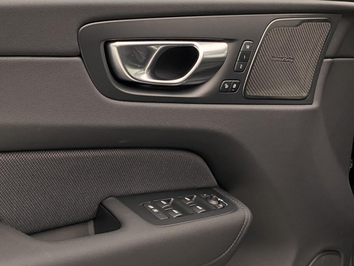 Volvo XC60 B5 AWD AUT PLUS BLACK EDITION