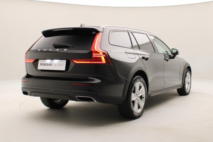 Volvo V60 CC B4 AWD ADVANCED REZERVACE 2.0 CC CC