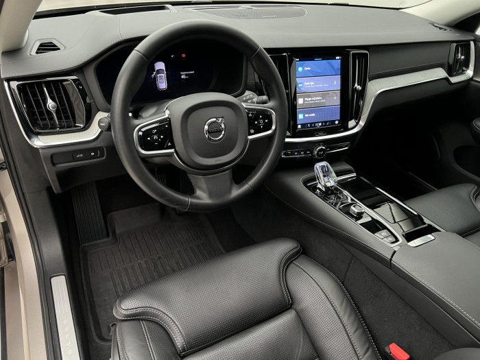 Volvo V60 T6 AWD AUT RECHARGE DARK ULTRA