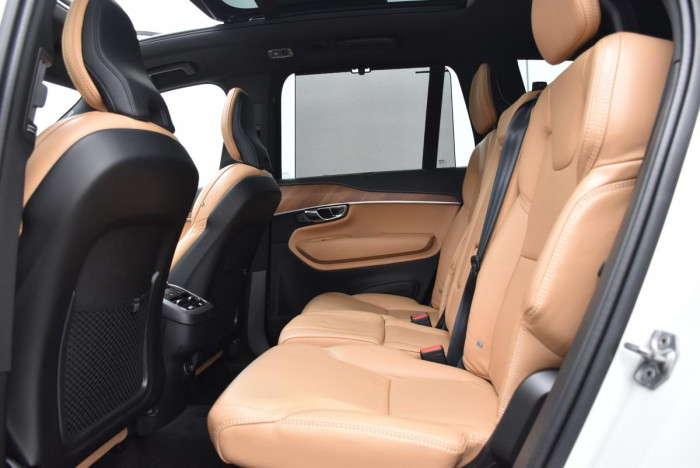 Volvo XC90 D5 AWD INSCRIPTION REZERVACE 2.0 d