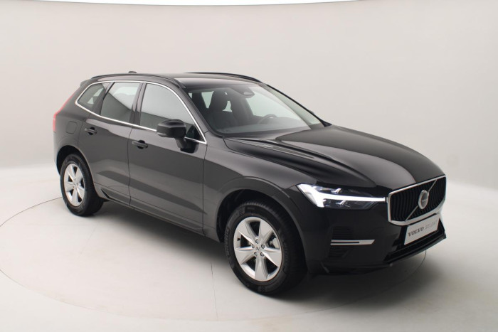 Volvo XC60 B4 MOMENTUM PRO AUT REZERVACE 2.0 Momentum