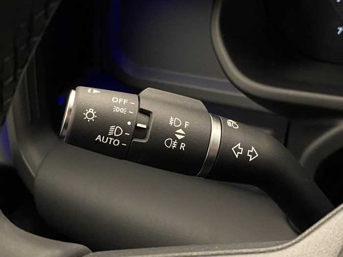 Land Rover Defender 110 D250 X-DYNAMIC SE AWD AUT 3.0 d Dynamic SE