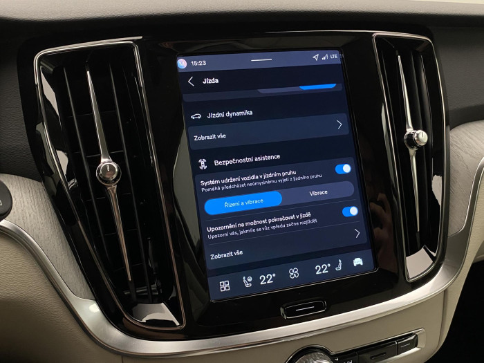 Volvo V60 B4 AUT BRIGHT PLUS