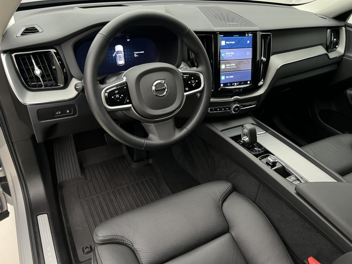 Volvo XC60 T6 AWD RECHARGE PLUS DARK AUT