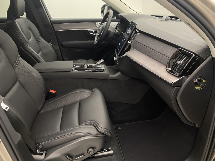 Volvo XC90 B5 AWD AUT DARK PLUS