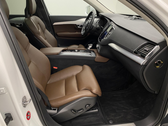 Volvo XC90 T6 AWD MOMENTUM AUT 2.0 Momentum