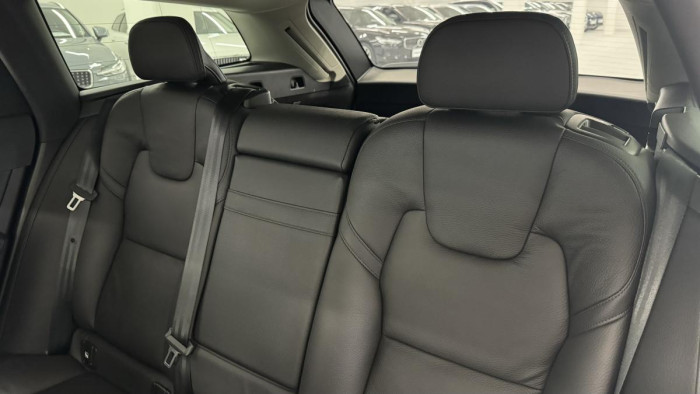 Volvo V90 B4 MOMENTUM ADVANCED REZERVACE 2.0 Momentum