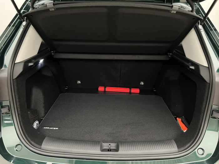 MG ZS ICE ELEGANCE 1.5 MAN 1.5 Elegance