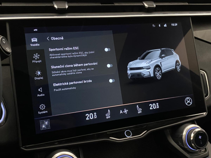 Lynk & Co 01 PHEV DCT AUT 1.maj