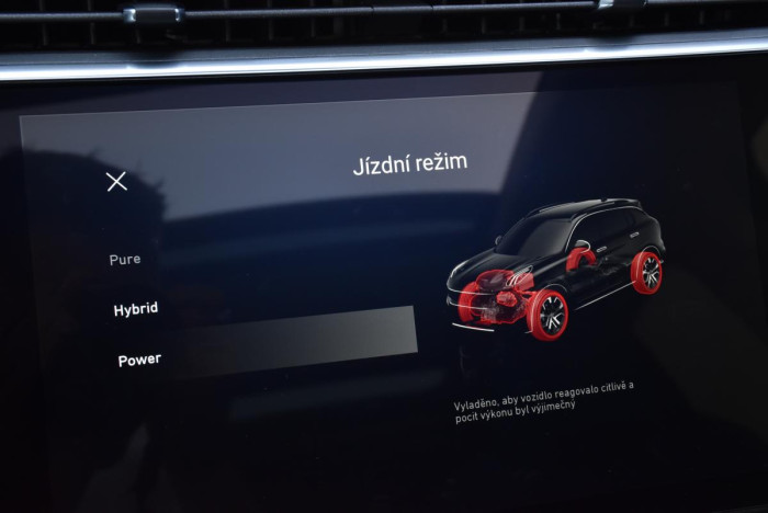 Lynk & Co 01 PHEV DCT AUT 1.maj.