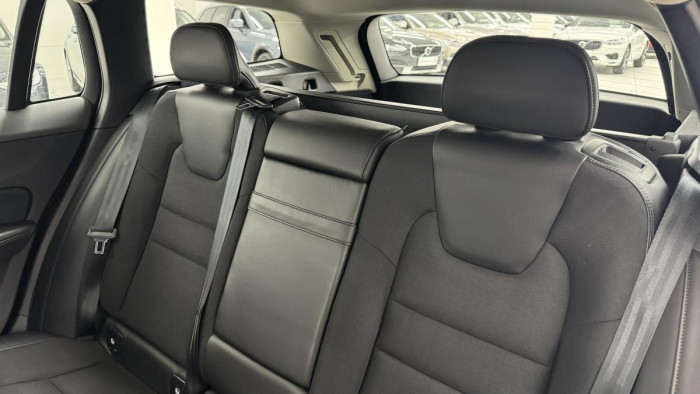 Volvo V60 D3 MOMENTUM REZERVACE 2.0 d Momentum