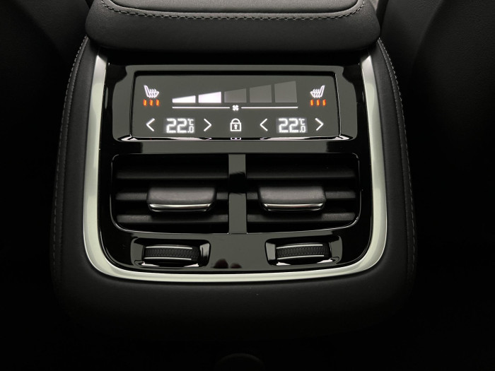 Volvo XC90 T8 AWD RECHARGE ULTRA DARK AUT