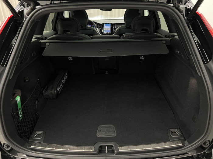 Volvo XC60 T6 AWD RECHARGE BLACK EDITION 2.0 Edition