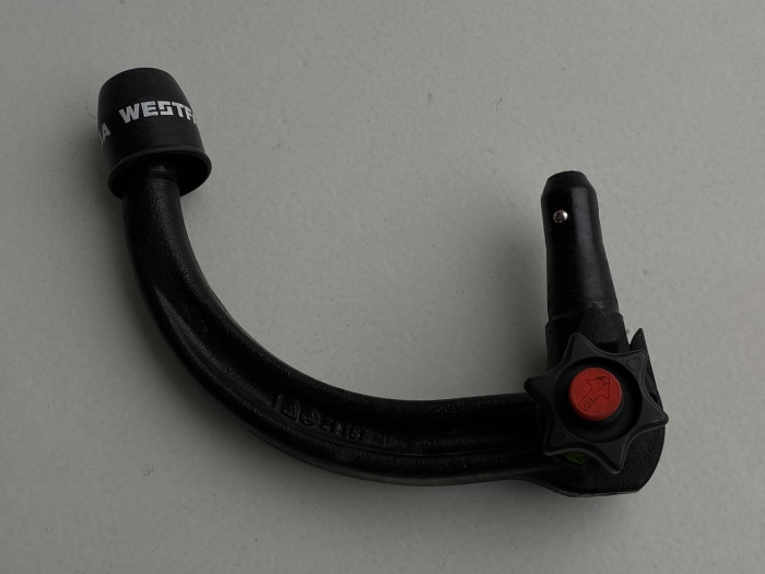 Volvo V90 D5 AWD R-DESIGN REZERVACE 2.0 d