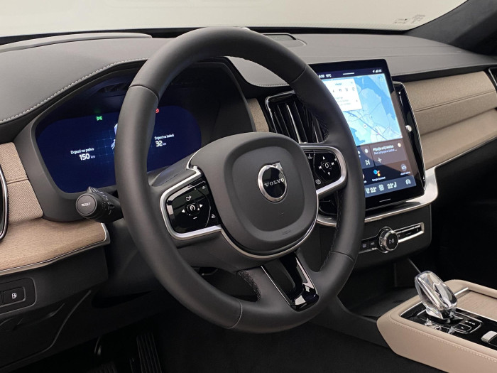 Volvo XC90 T8 AWD RECHARGE BRIGHT ULTRA 7