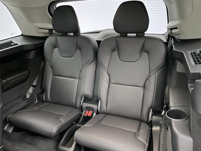 Volvo XC90 T8 AWD RECHARGE DARK ULTRA