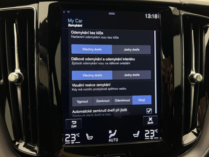 Volvo XC60 B5 AWD R-DESIGN AUT