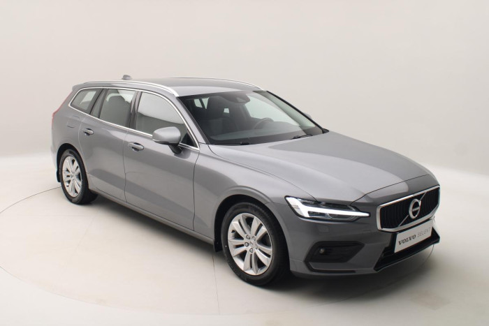 Volvo V60 B4 MOMENTUM AUT REZERVACE 2.0 Momentum