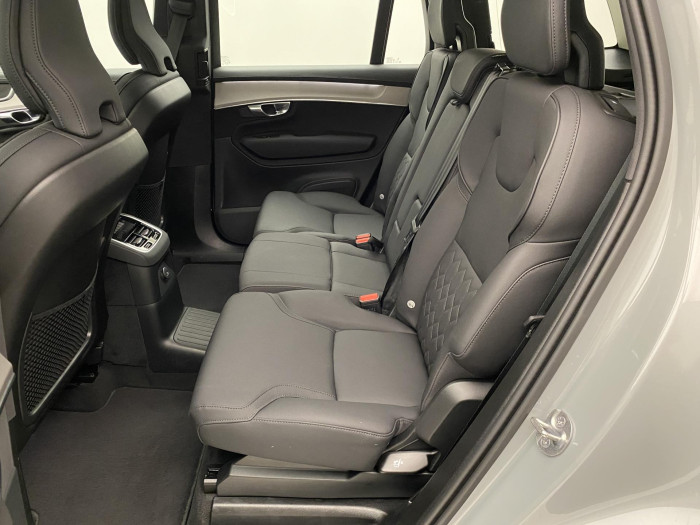 Volvo XC90 T8 AWD RECHARGE CORE AUT CZ 7m