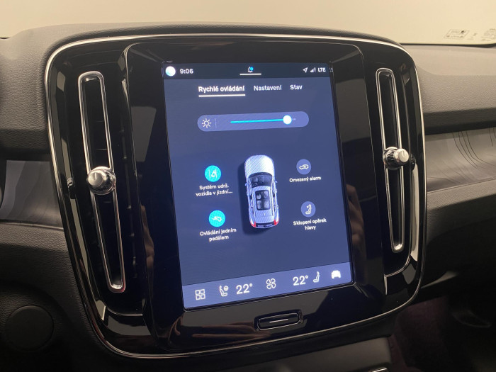 Volvo XC40 RECHARGE TWIN ENGINE PLUS CZ