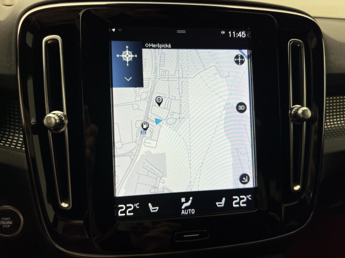 Volvo XC40 T4 AWD R-DESIGN AUT CZ