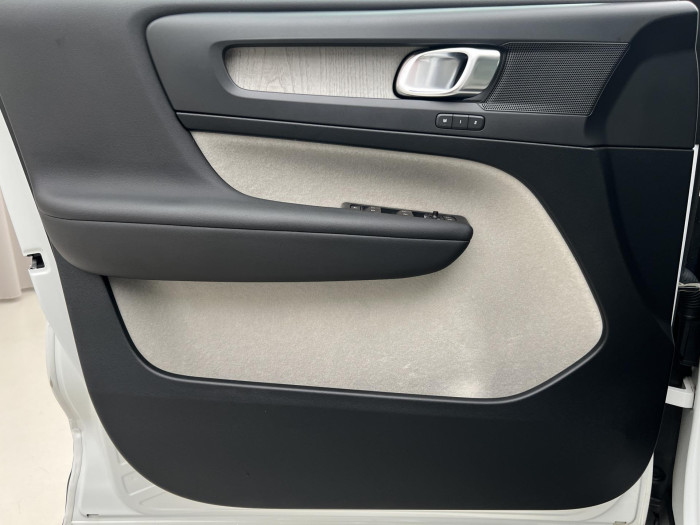 Volvo XC40 T4 AWD INCRIPTION AUT