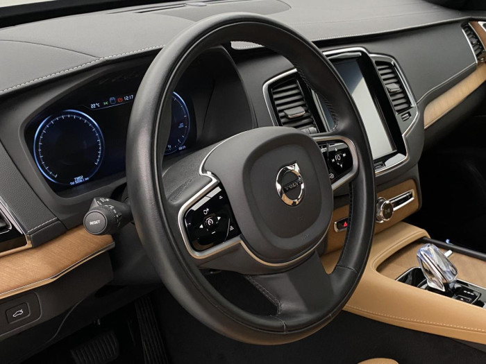 Volvo XC90 B5 AWD INSCRIPTION REZERVACE