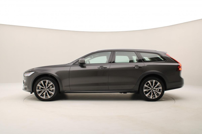 Volvo V90 CC B4 AWD PLUS AUT REZERVACE