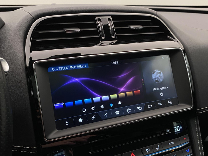 Jaguar F-Pace 5.0 V8 SVR AWD REZERVACE 5.0 V8