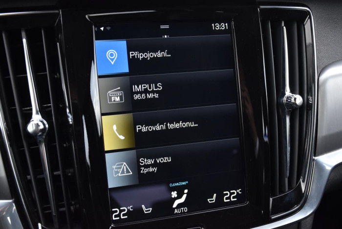 Volvo V90 D4 AWD MOMENTUM REZERVACE 2.0 d Momentum