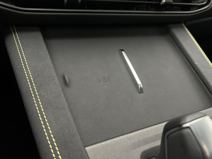 Lynk & Co 01 MORE PHEV