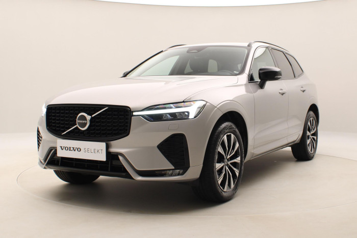 Volvo XC60 B4 AWD PLUS DARK AUT CZ 1.maj