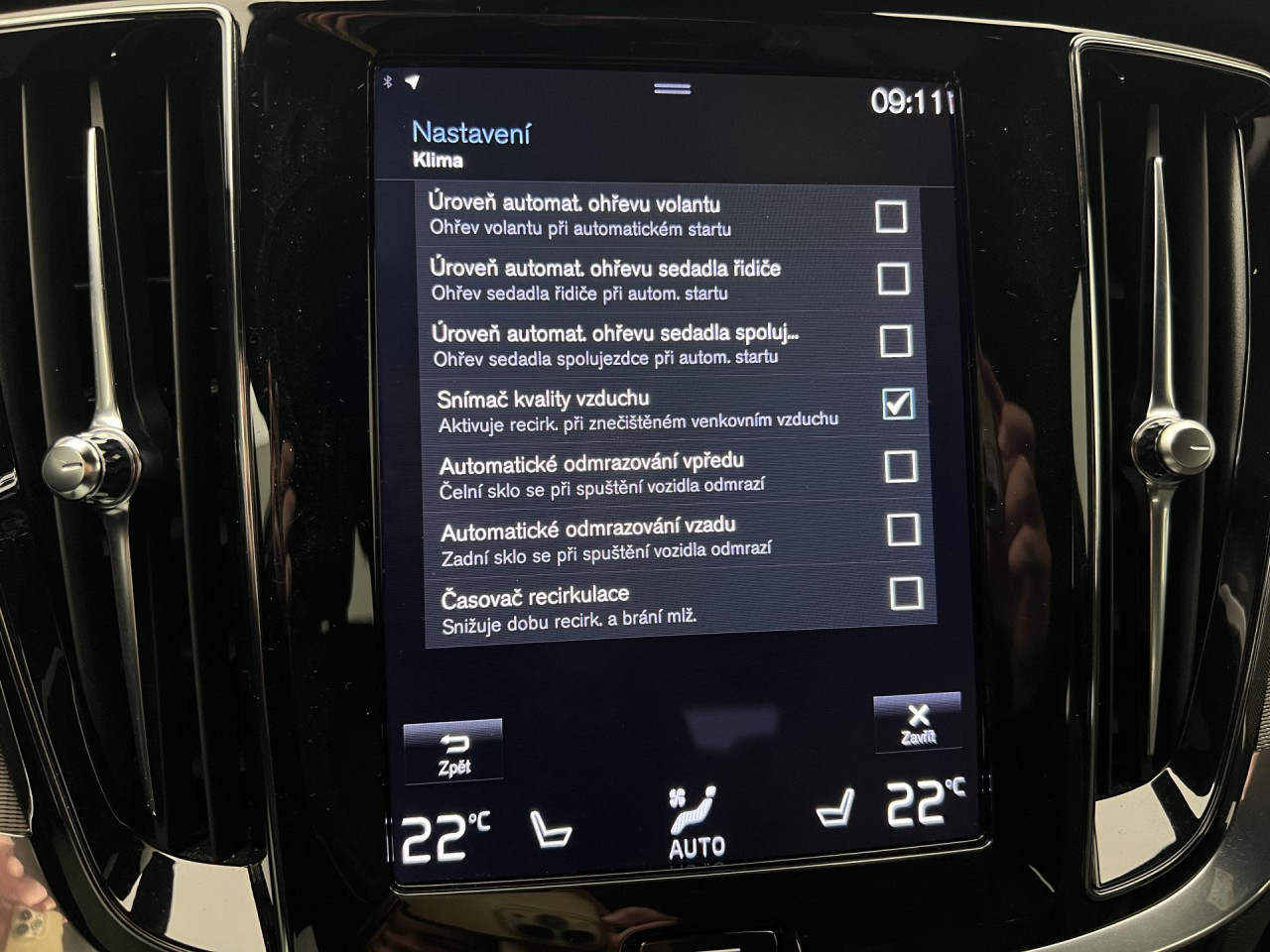 Volvo V60 B3 R-DESIGN AUT 1.maj.