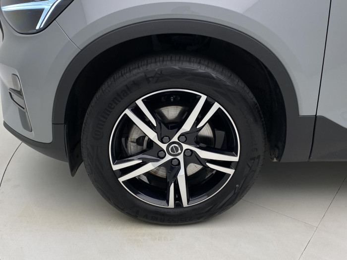 Volvo XC40 B3 DARK PLUS AUT CZ