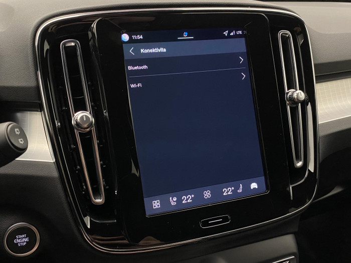 Volvo XC40 B4 AUT PLUS BLACK EDITION