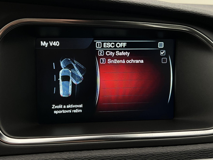 Volvo V40 D4 MOMENTUM AUT 2.0 d Momentum