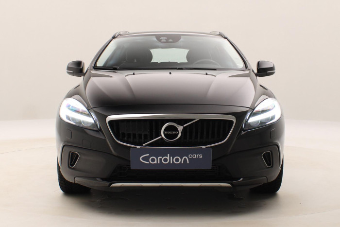 Volvo V40 CC D3 MOMENTUM AUT NAVIGACE 2.0 d CC CC Momentum