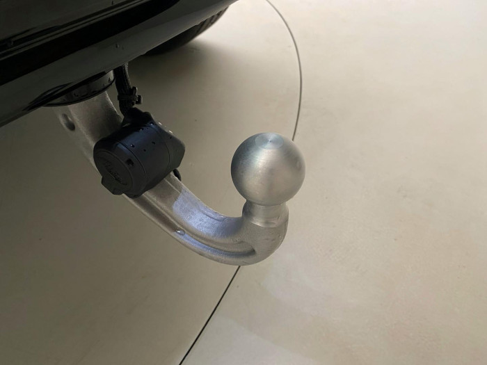 Land Rover Defender 110 D300 X AWD REZERVACE 3.0 d