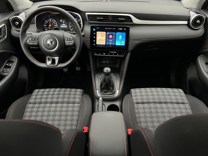 MG ZS 1.5 ESSENTIAL PLUS CZ 1.maj.