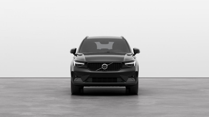 Volvo XC40 B3 AUT DARK PLUS