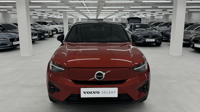 Volvo C40 RECHARGE TWIN ENGINE AWD PRO