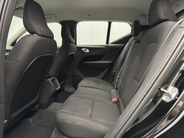 Volvo XC40 T2 MOMENTUM AUT CZ 1.maj. 1.5 Momentum