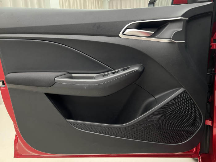 MG MG3 1.5 EMOTION Hybrid+ AUT CZ