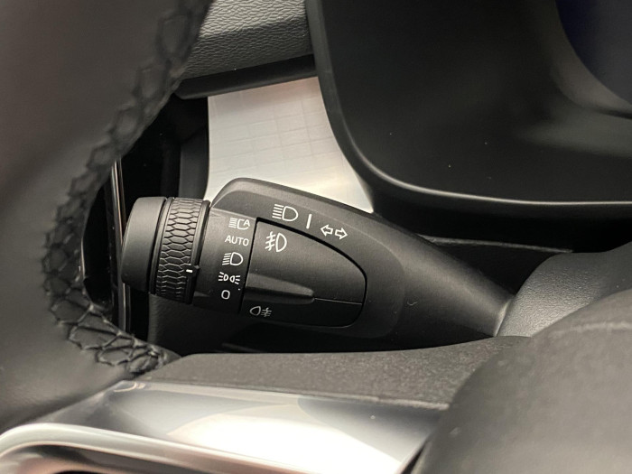 Volvo XC40 B4 AUT PLUS BLACK EDITION