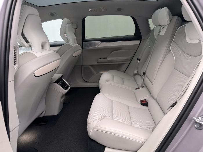 Volvo ES90 PURE ELECTRIC ULTRA