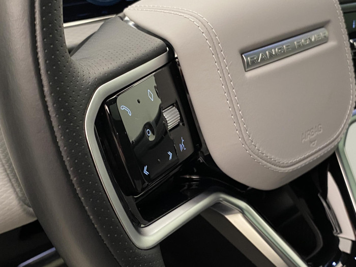 Land Rover Range Rover Evoque P300 HST AWD AUT