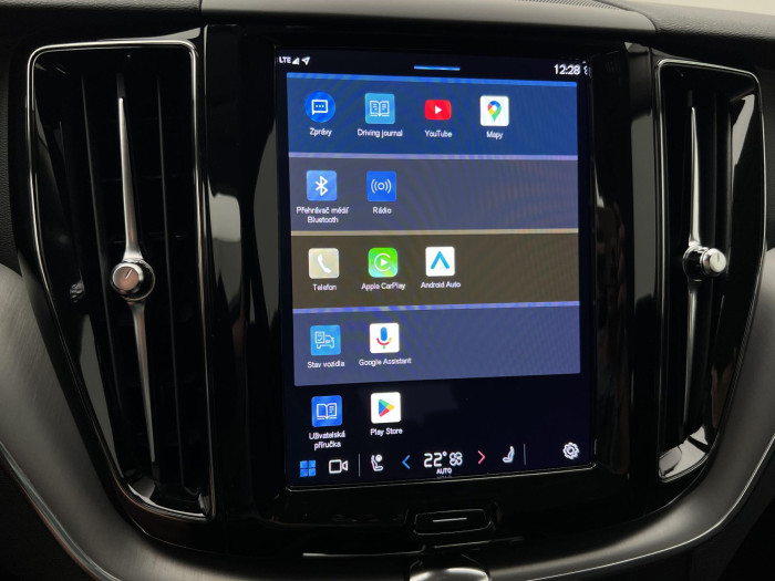 Volvo XC60 B4 MOMENTUM PRO AUT 1.maj. 2.0 Momentum