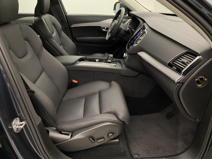 Volvo XC90 B5 AWD PLUS BRIGHT CZ 1.maj 7M